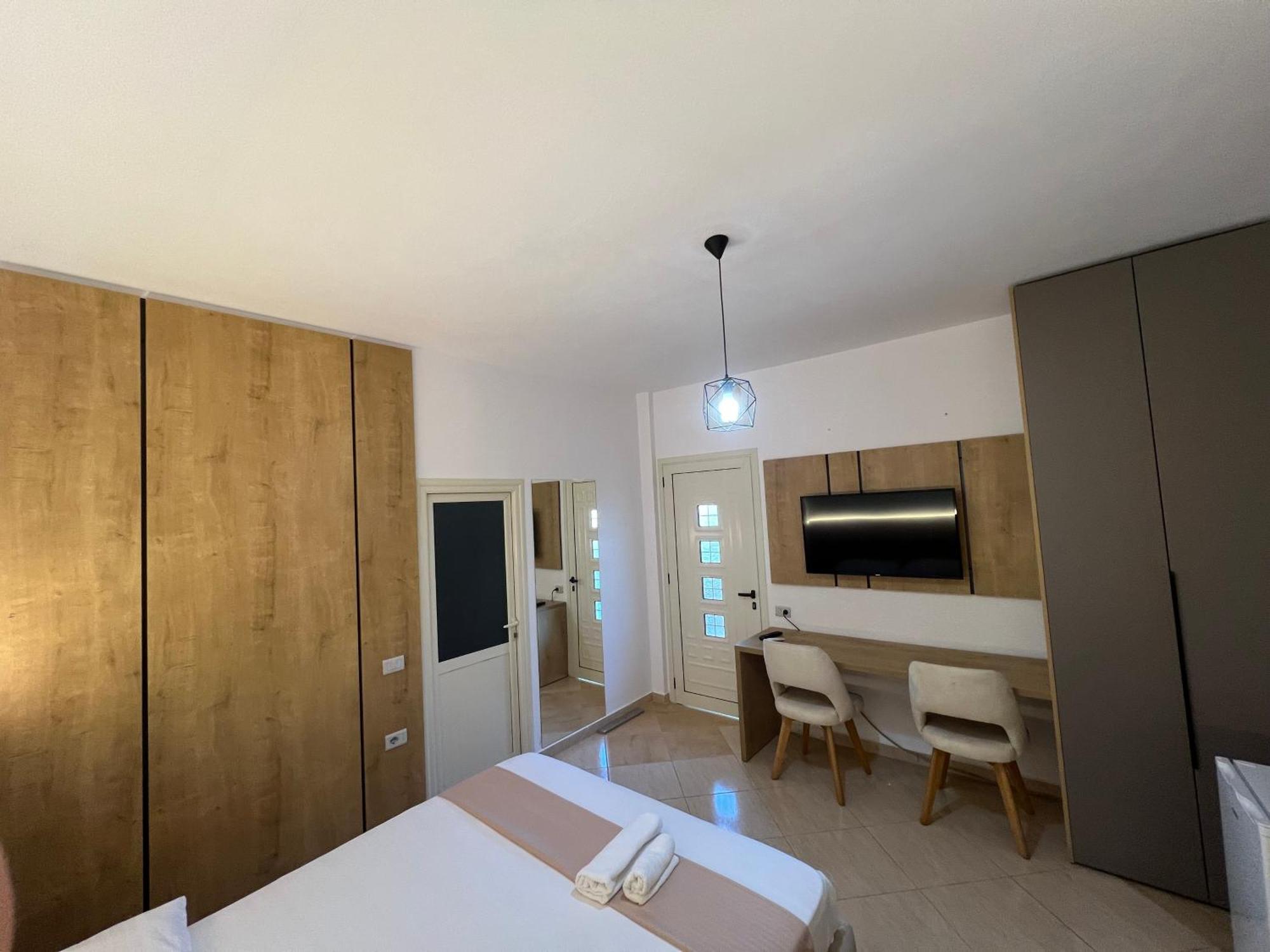 Greison Vacation House Вльора Екстер'єр фото
